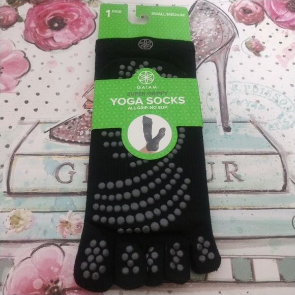 GAIAM Accessories - Gaiam Yoga Socks S/M